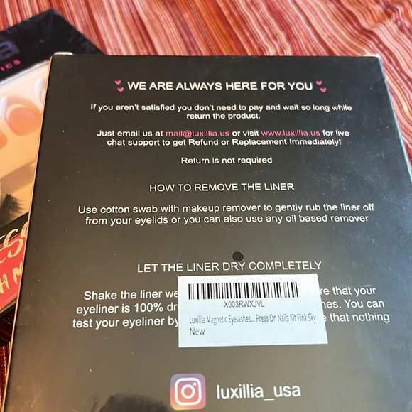 COPY - NIB two sets of magnetic, reusable eyelashes and reusable press on nails - Picture 2 of 2